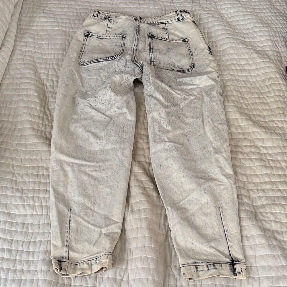 Something Navy Leighton Pleated Denim Pants - Picture 2 of 2